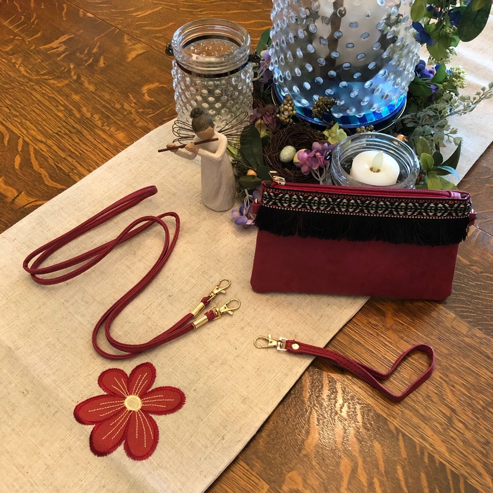 NWOT Rose faux suede fringe shoulder bag-2 straps